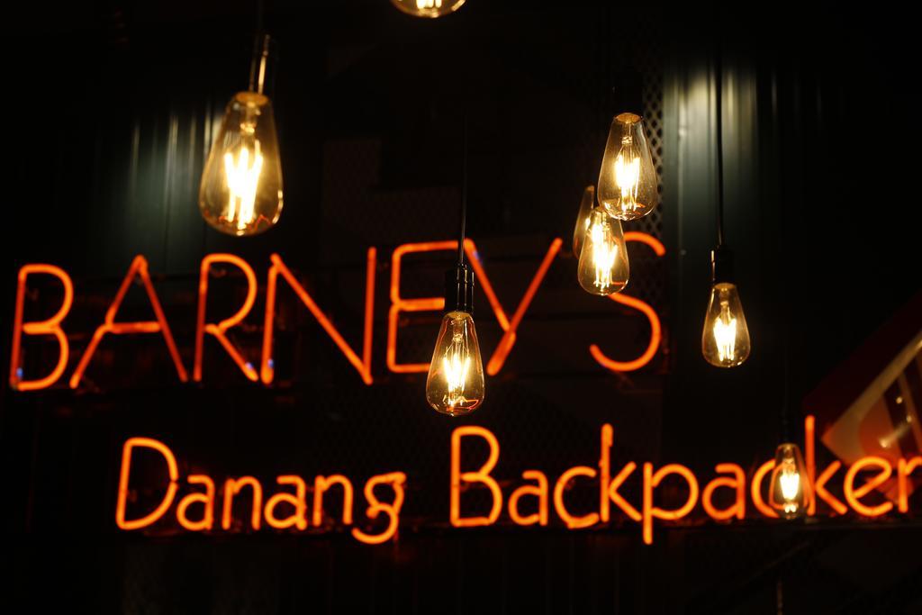 Barney'S Danang Backpackers Hostel Exteriör bild